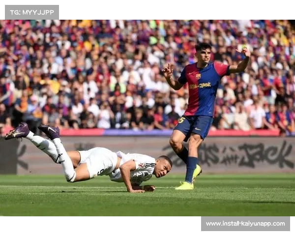 特瓦斯：巴萨依靠青训培养球员 不再过度依赖外部引援