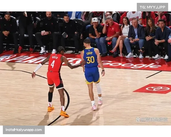 勇士遭火箭逆转库里伤退 谢泼德汤普森合砍54分